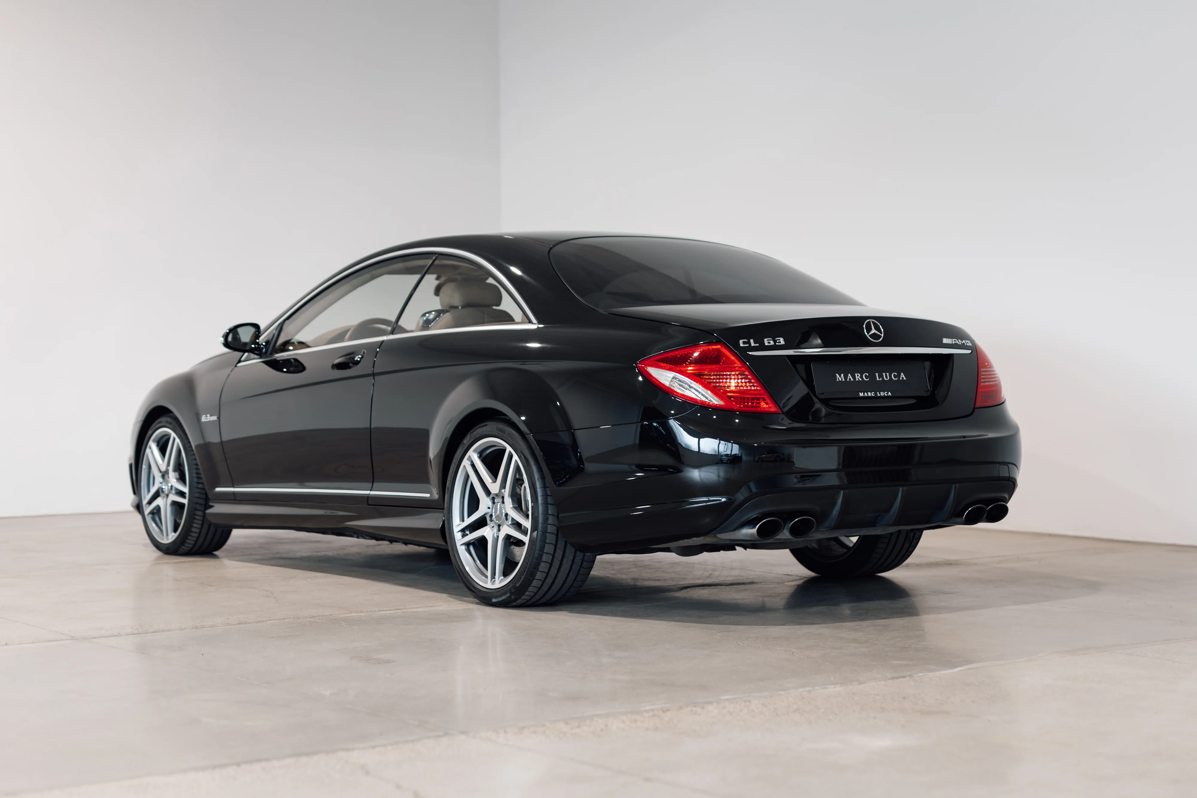 Mercedes-Benz CL 63 AMG Schwarz